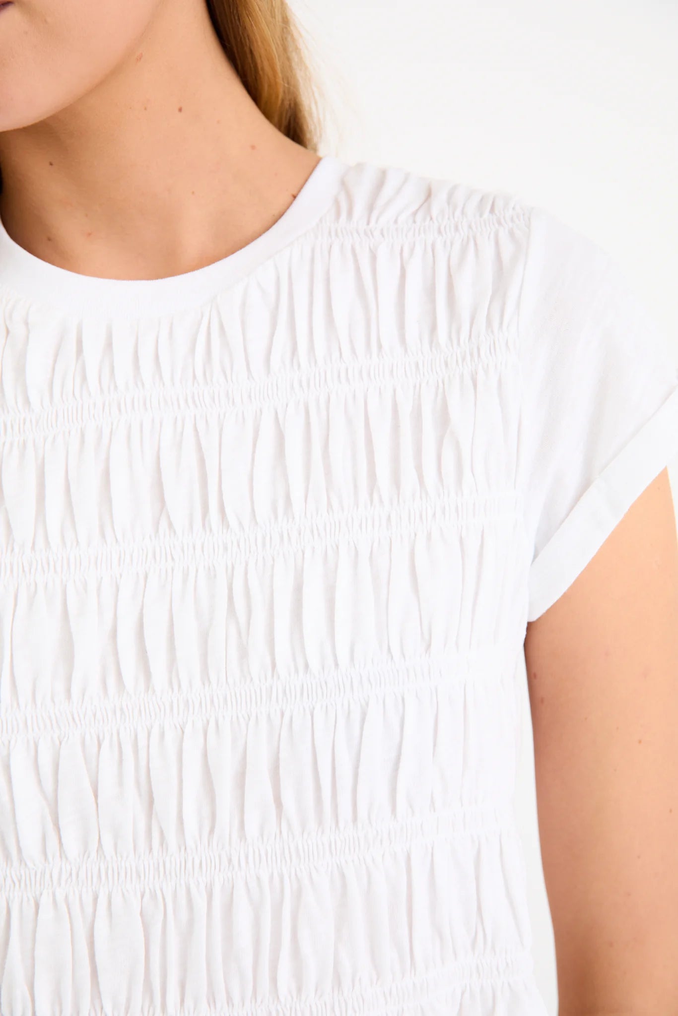 Neat White Slub Shirred Detail SS Tee