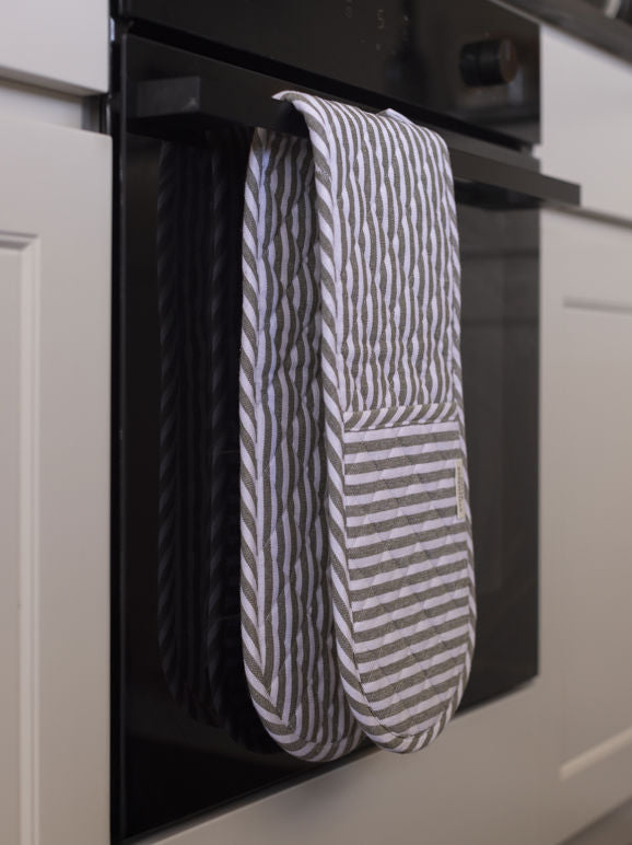 Classic stripe oven glove - Olive/White