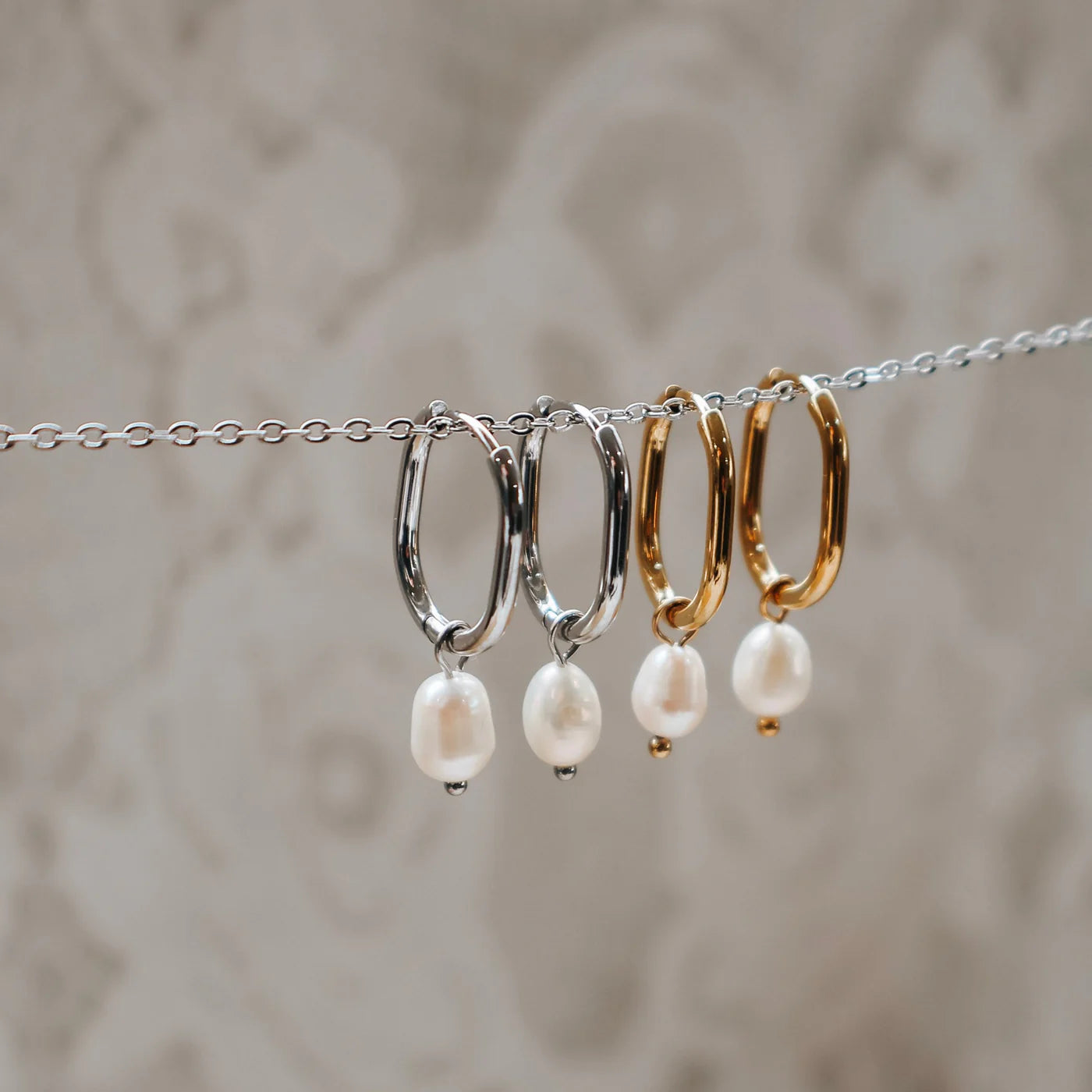 RECTANGLE PEARL HOOPS