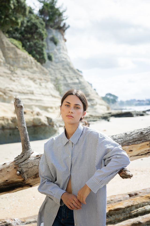 LOVE THIS SHIRT COTTON - Fine Lines