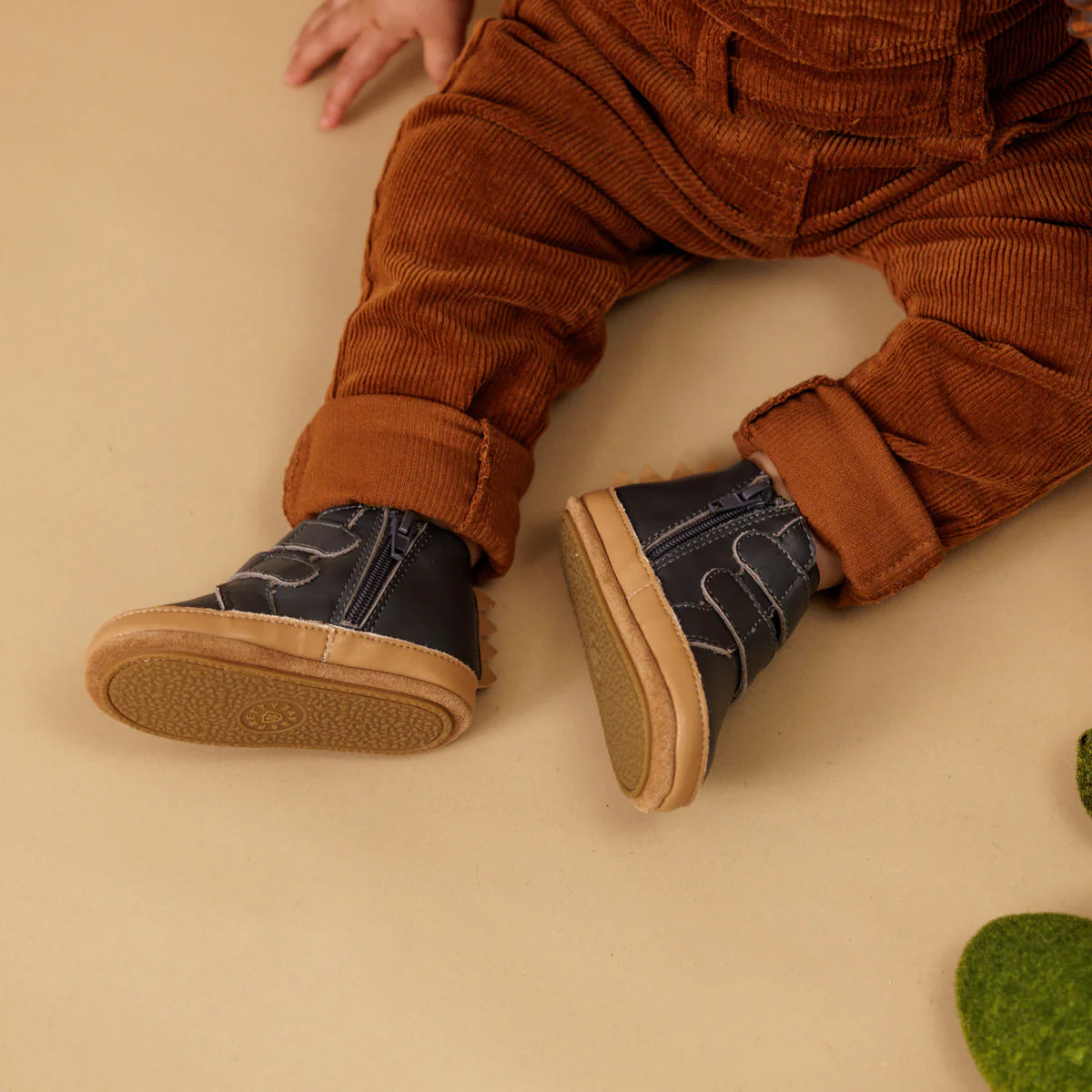 Enchanted boot - Lightning