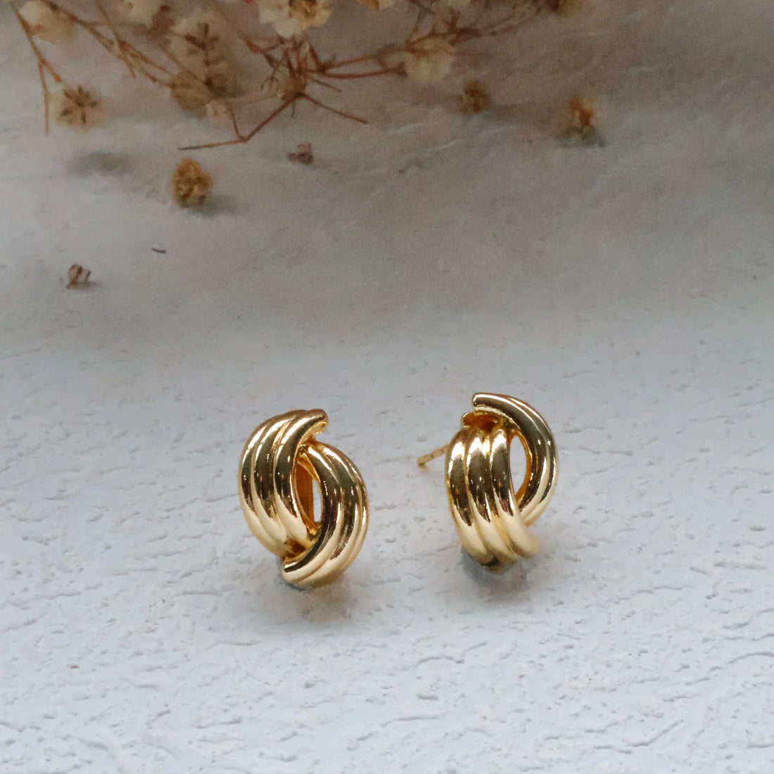 CLASSIC KNOT STUD