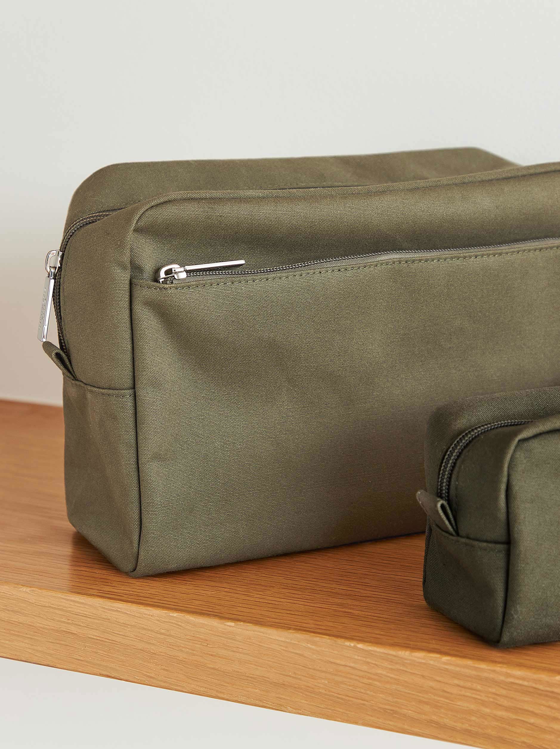 Wash Bag Large - Light olive