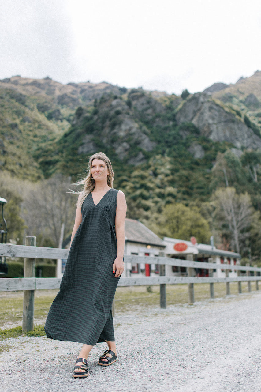 Margot dress - midnight