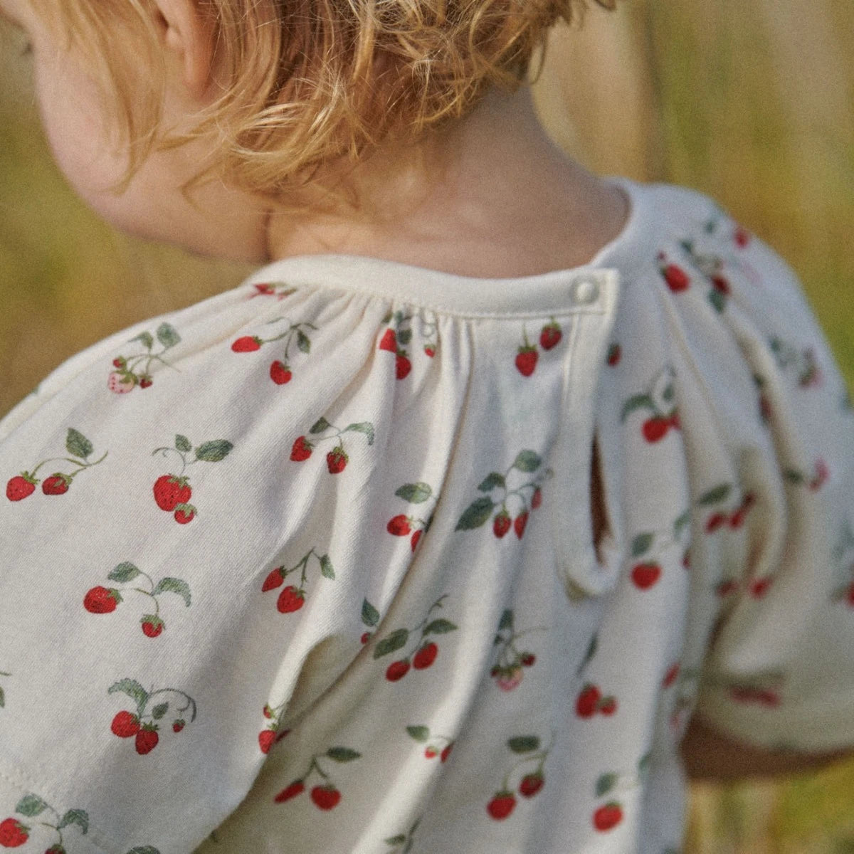 Faye Tee Strawberry Blush Print
