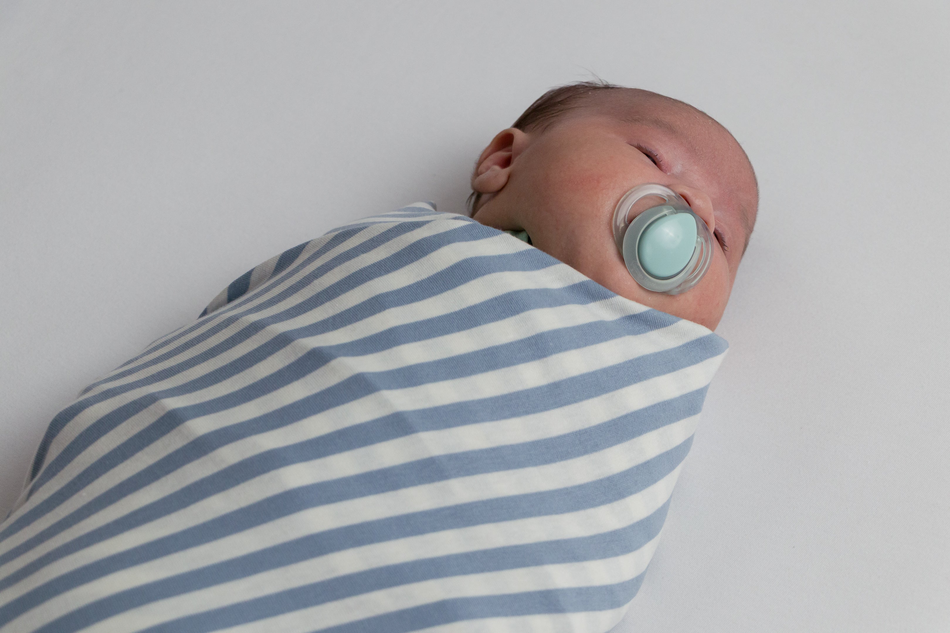 Woolbabe Merino/Organic Cotton Swaddle/Blanket - Glacier
