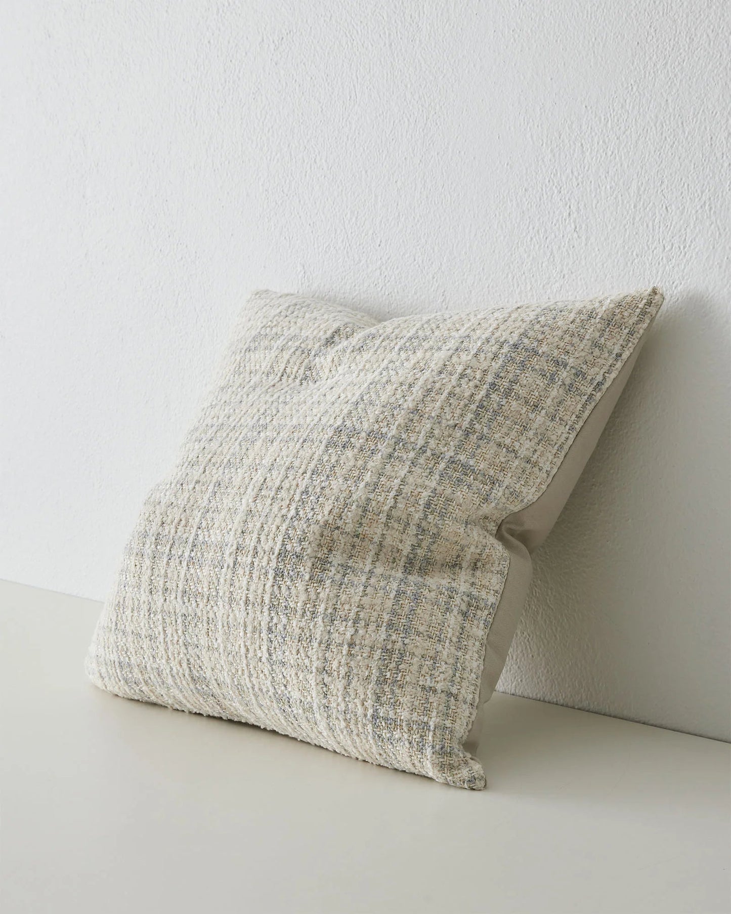 Tripoli pearl Cushion 50x50 with feather inner