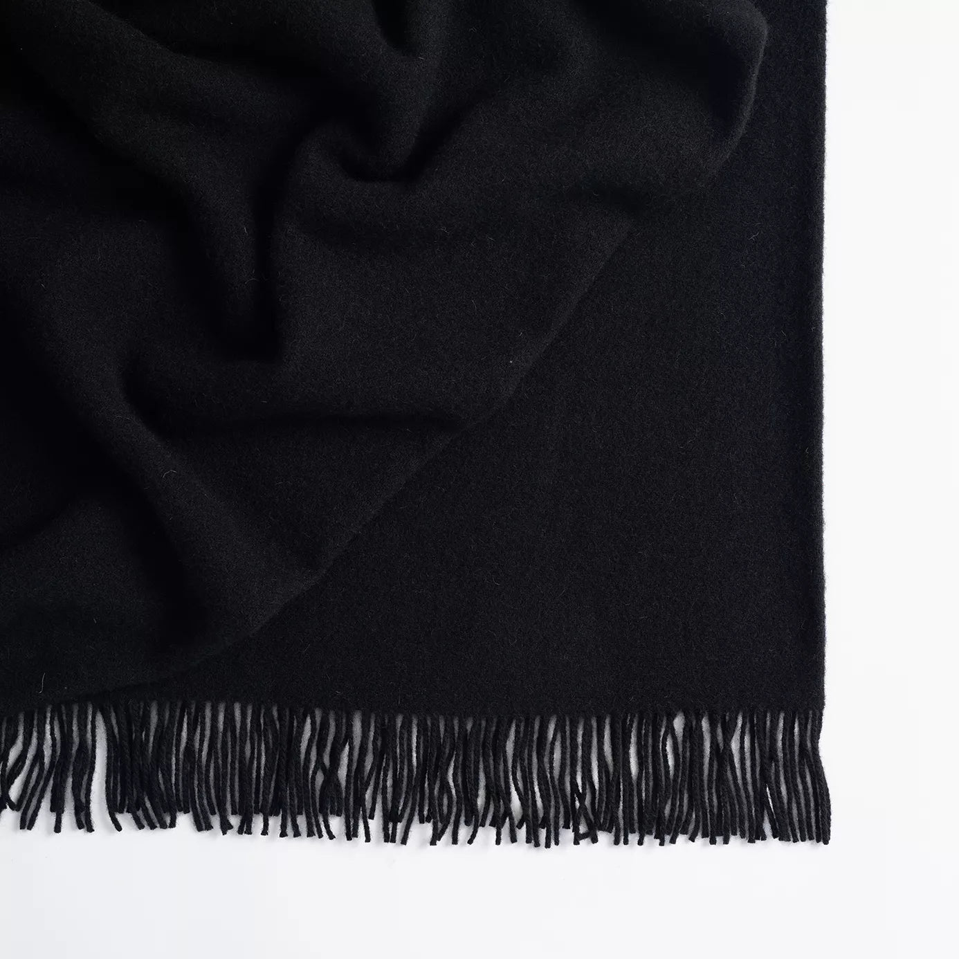 Nevis Throw - Black