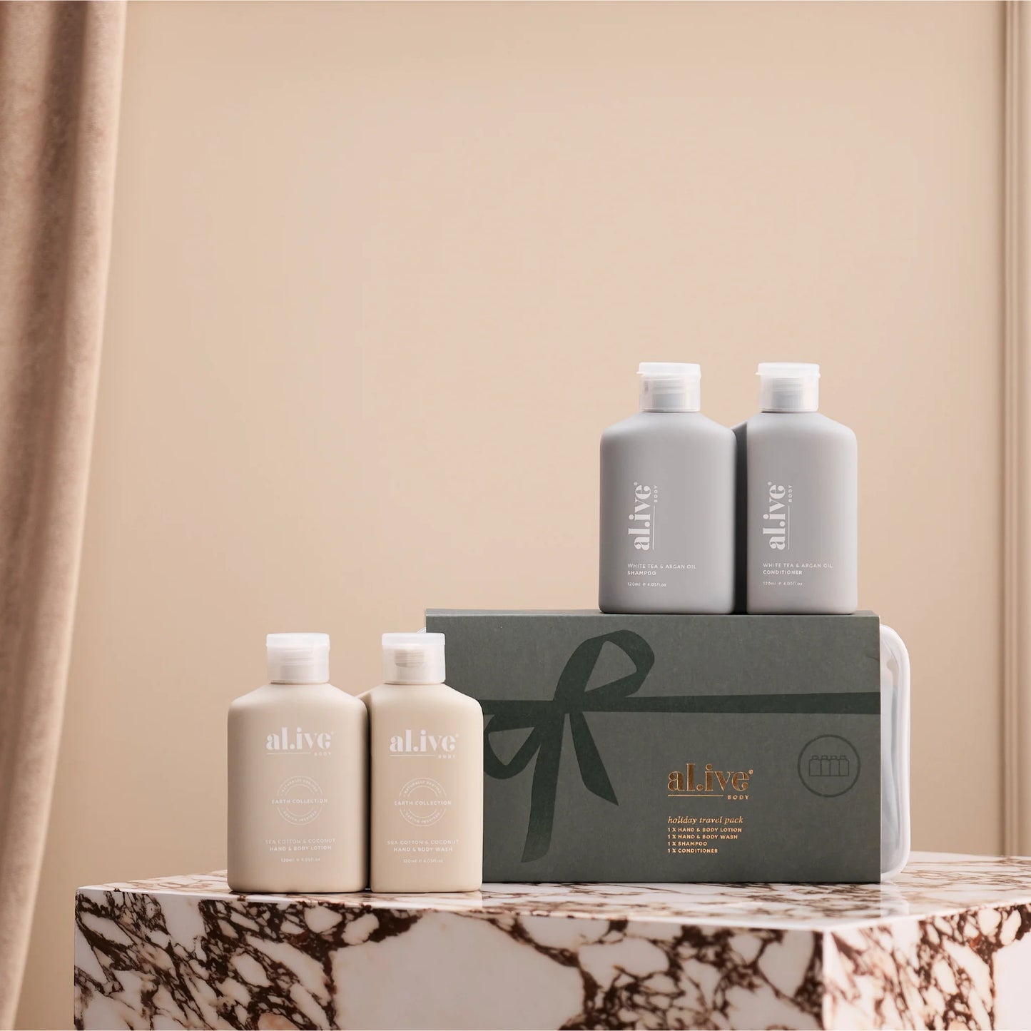 Holiday Travel Pack