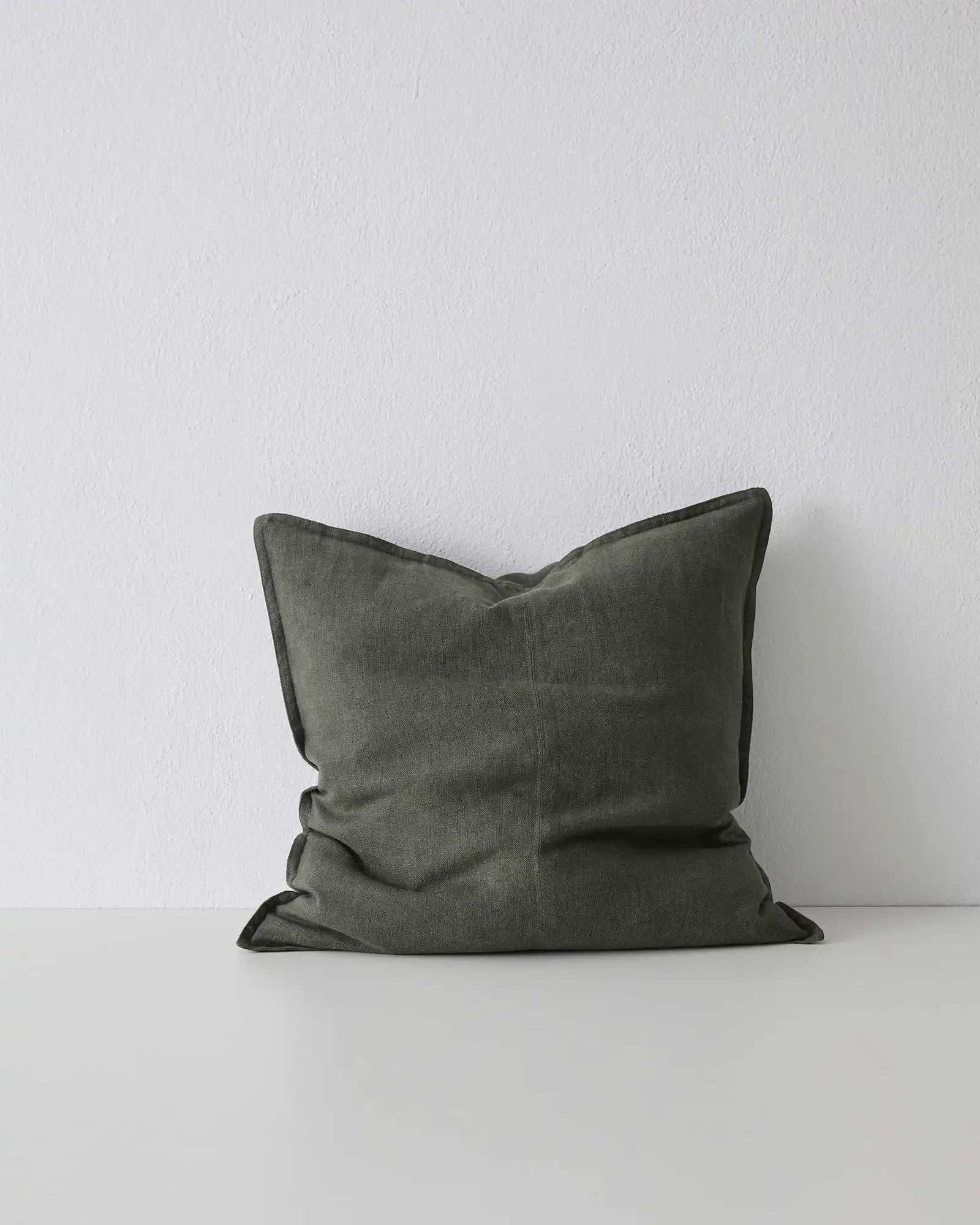 Como cushion khaki - 60X60 with feather inner