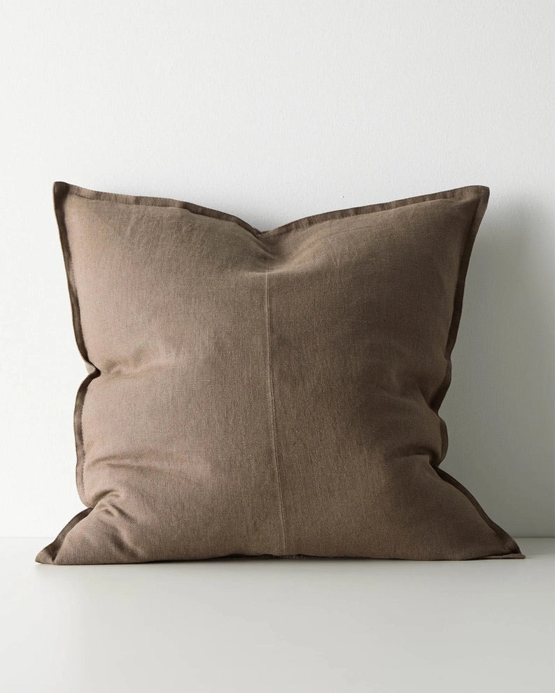 COMO MOCHA CUSHION 60X60CM WITH FEATHER INNER