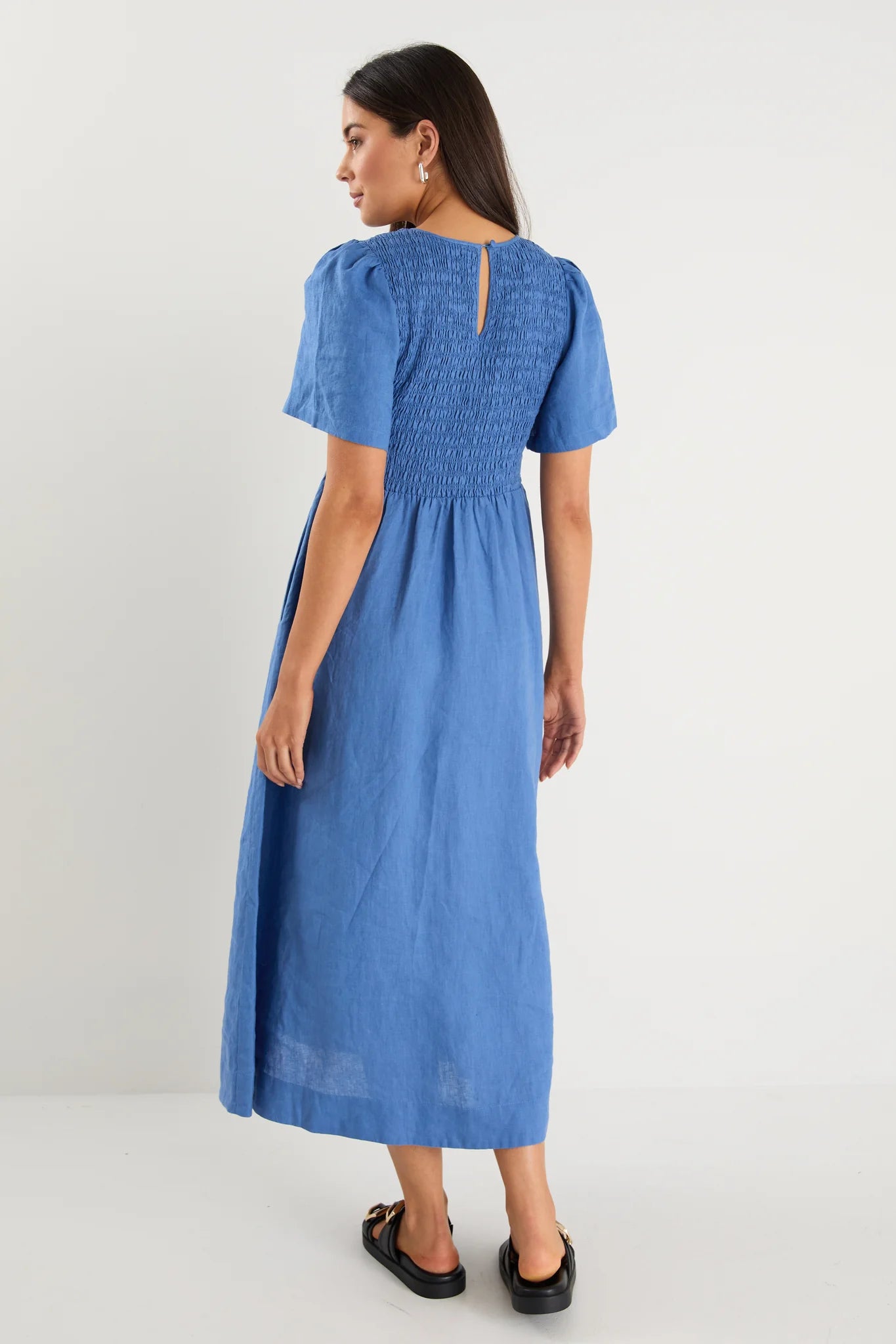 Wren Cornflower Blue Linen SS Shirred Bodice Midi Dress