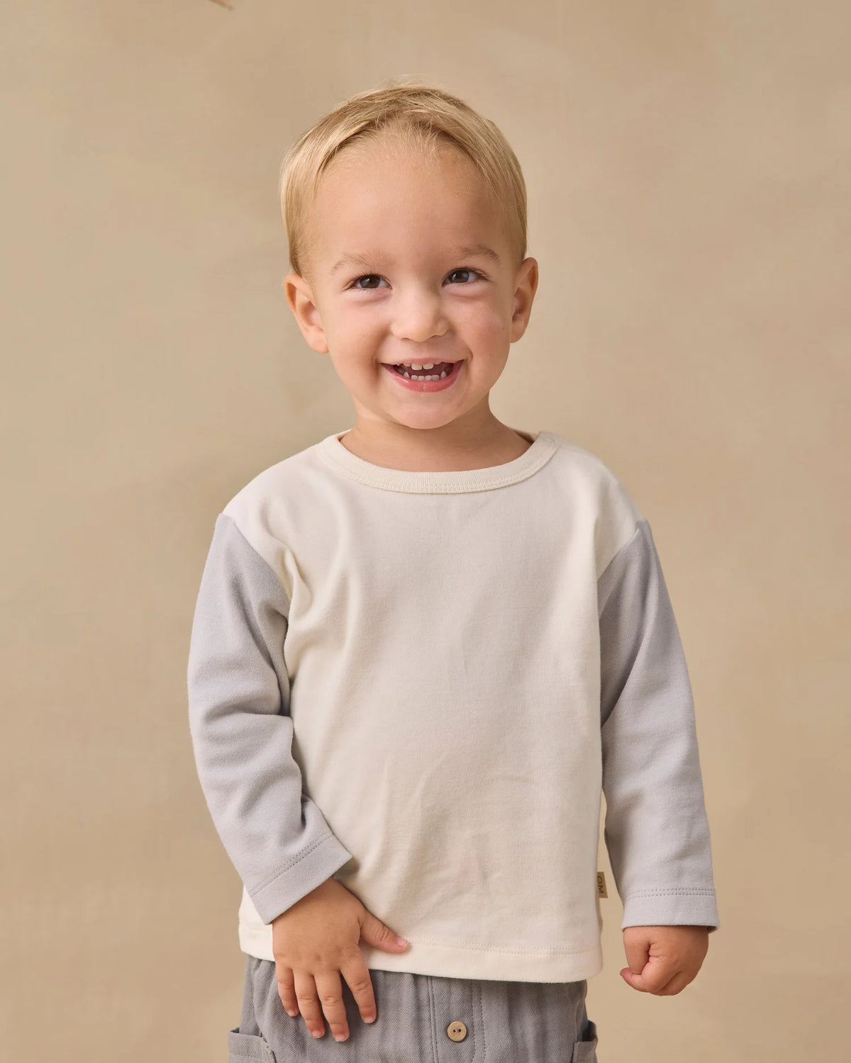 Long Sleeve Raglan Tee Cloud