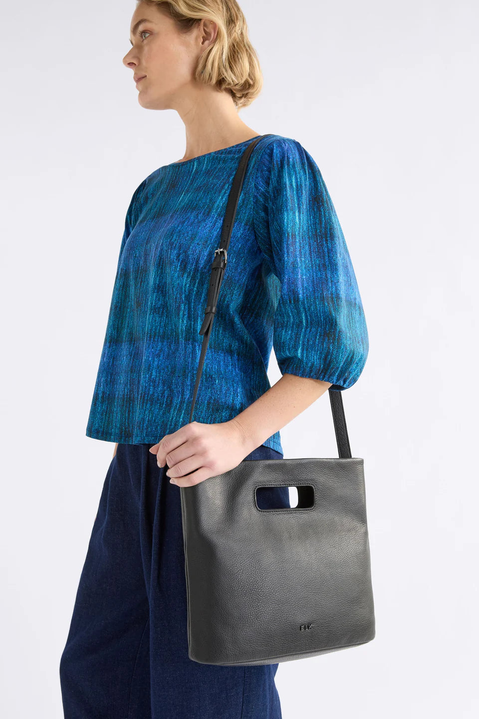 Vio Tote Bag - BLACK