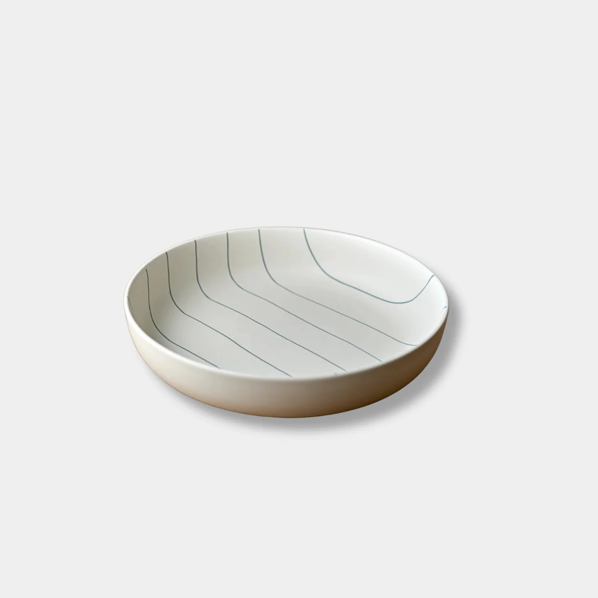 COASTAL JUNCTION SALAD BOWL CREAM WITH GREEN STRIPE