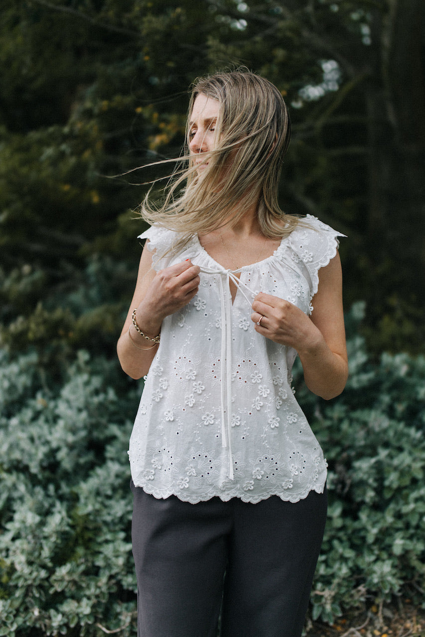 Karli top - White broderie anglaise