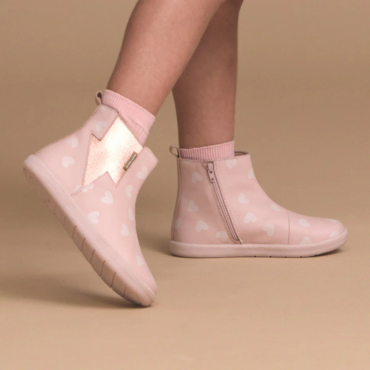 Bolt Hearts - Hearts