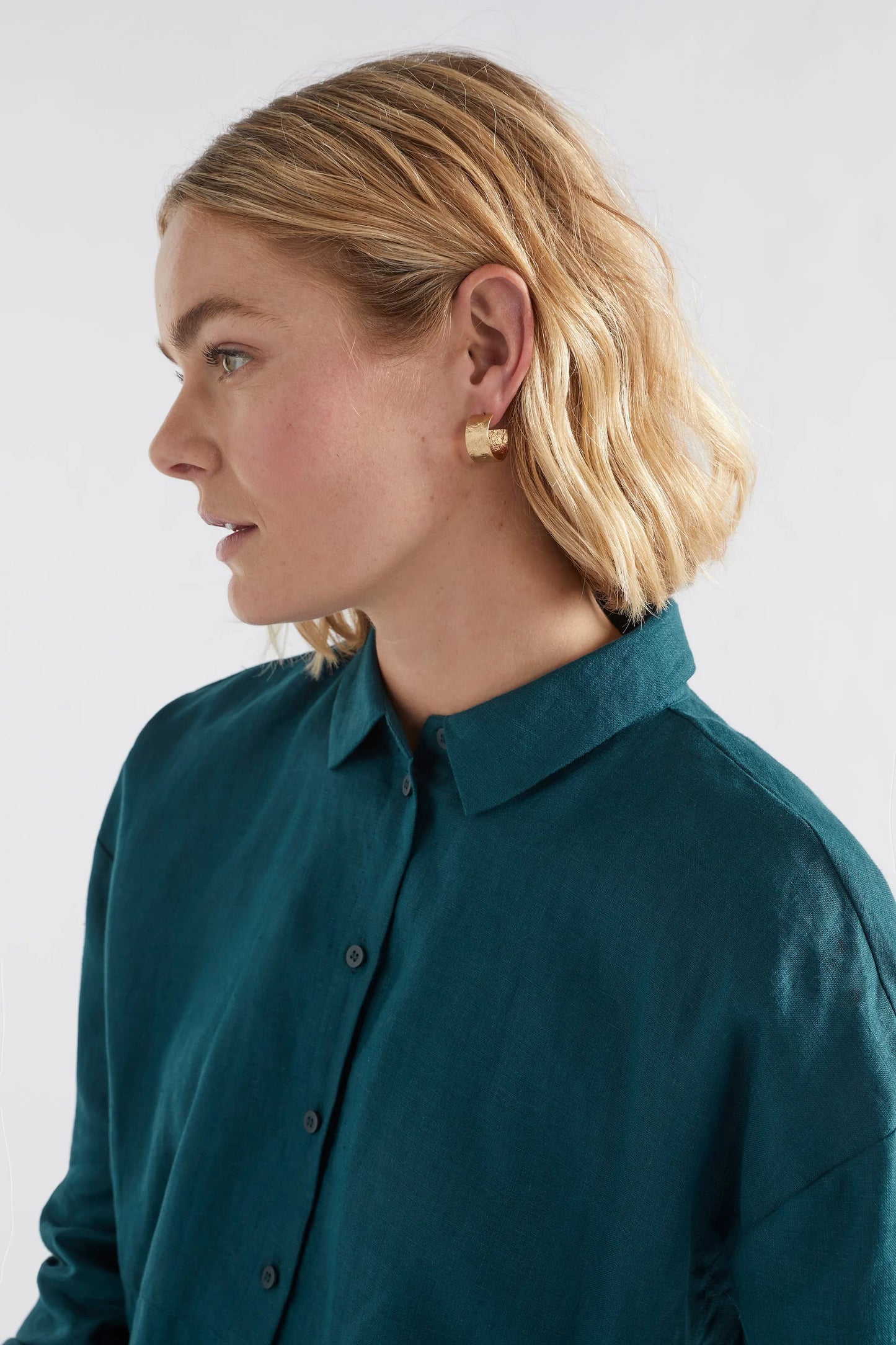 GILD HOOP EARRING - Gold