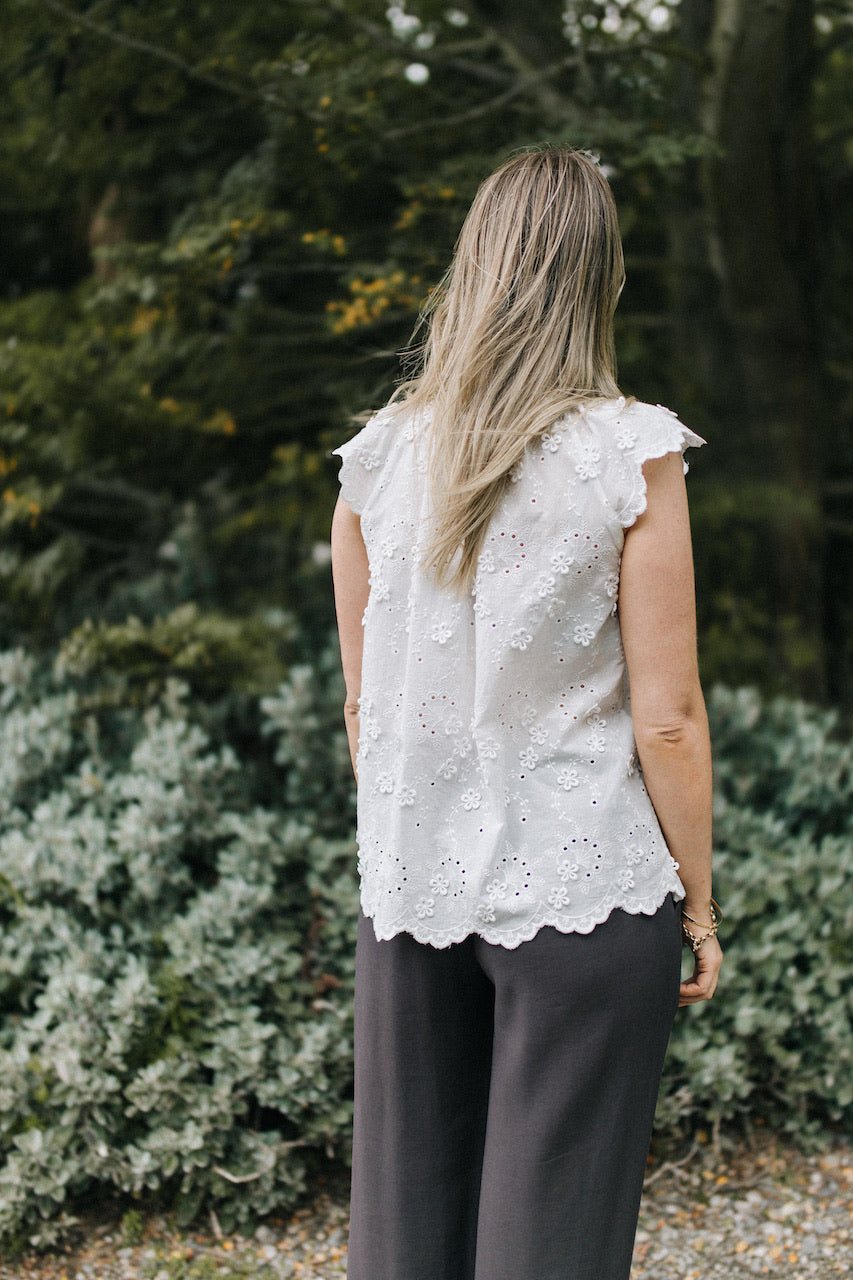 Karli top - White broderie anglaise