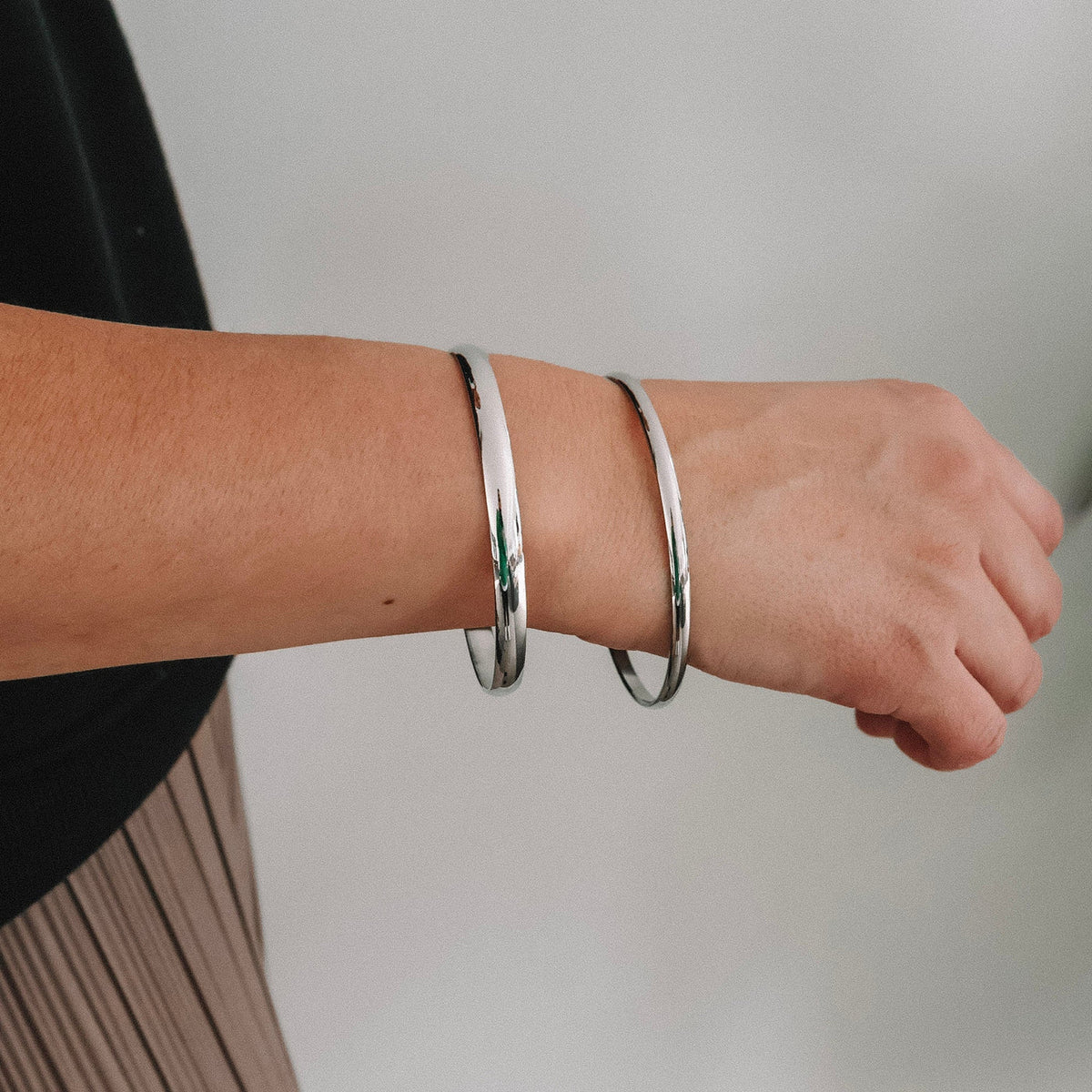 6MM BANGLE - Silver
