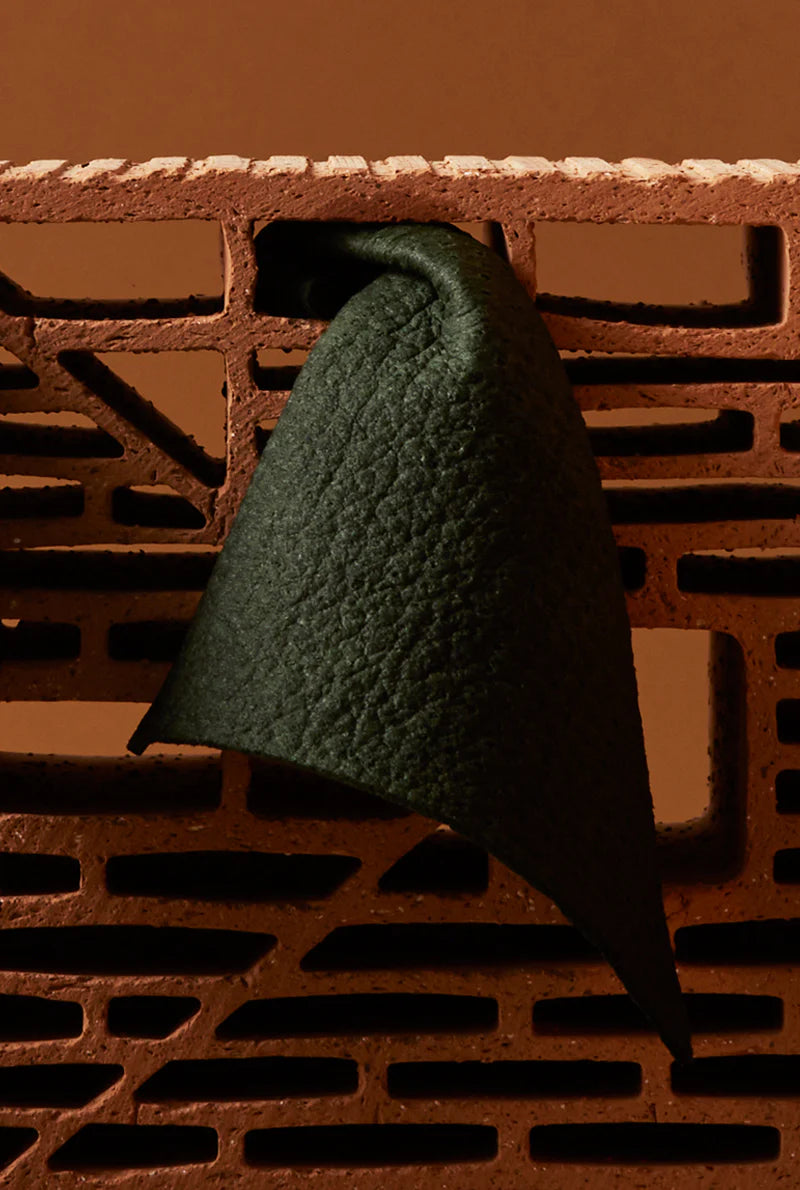 Clean Buff – Hushed Kale