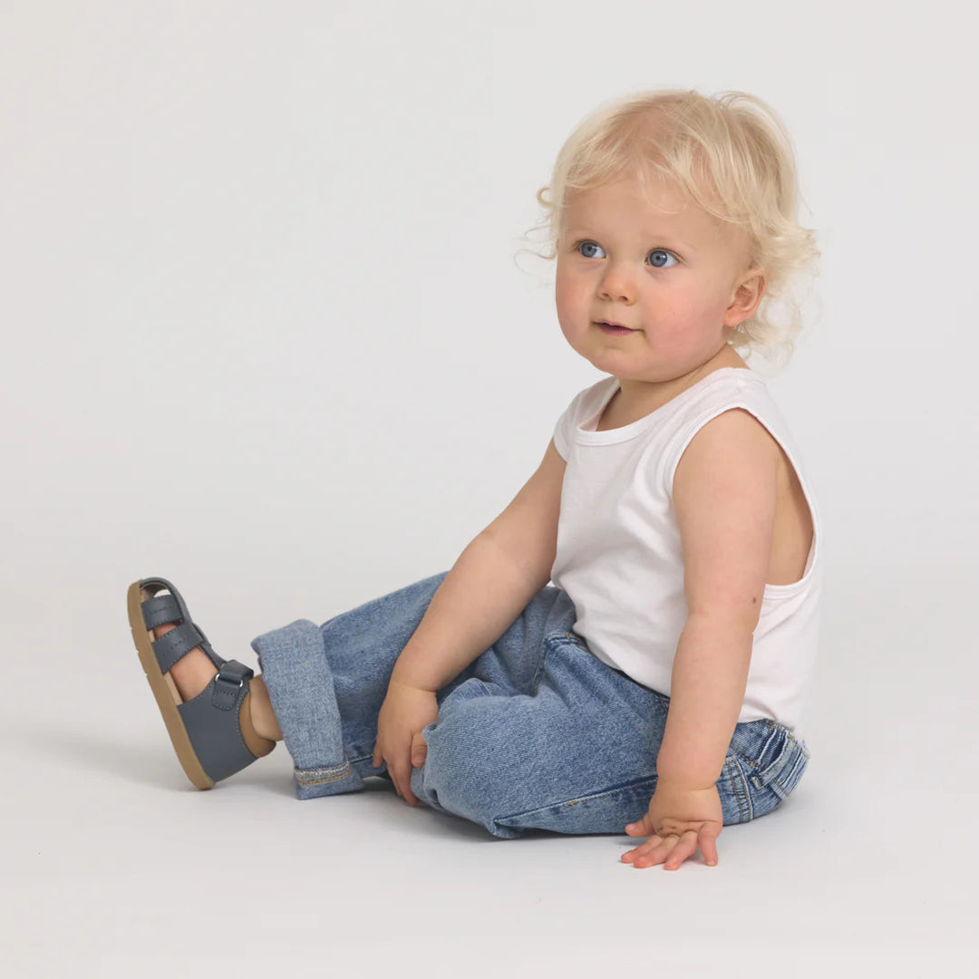 Theo Indigo