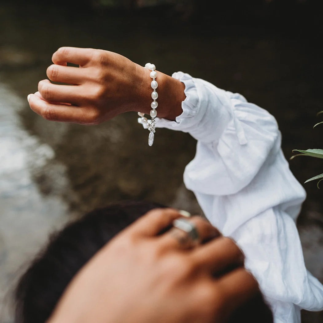 High Country Pearl Bracelet W&P Charm - Stirling silver