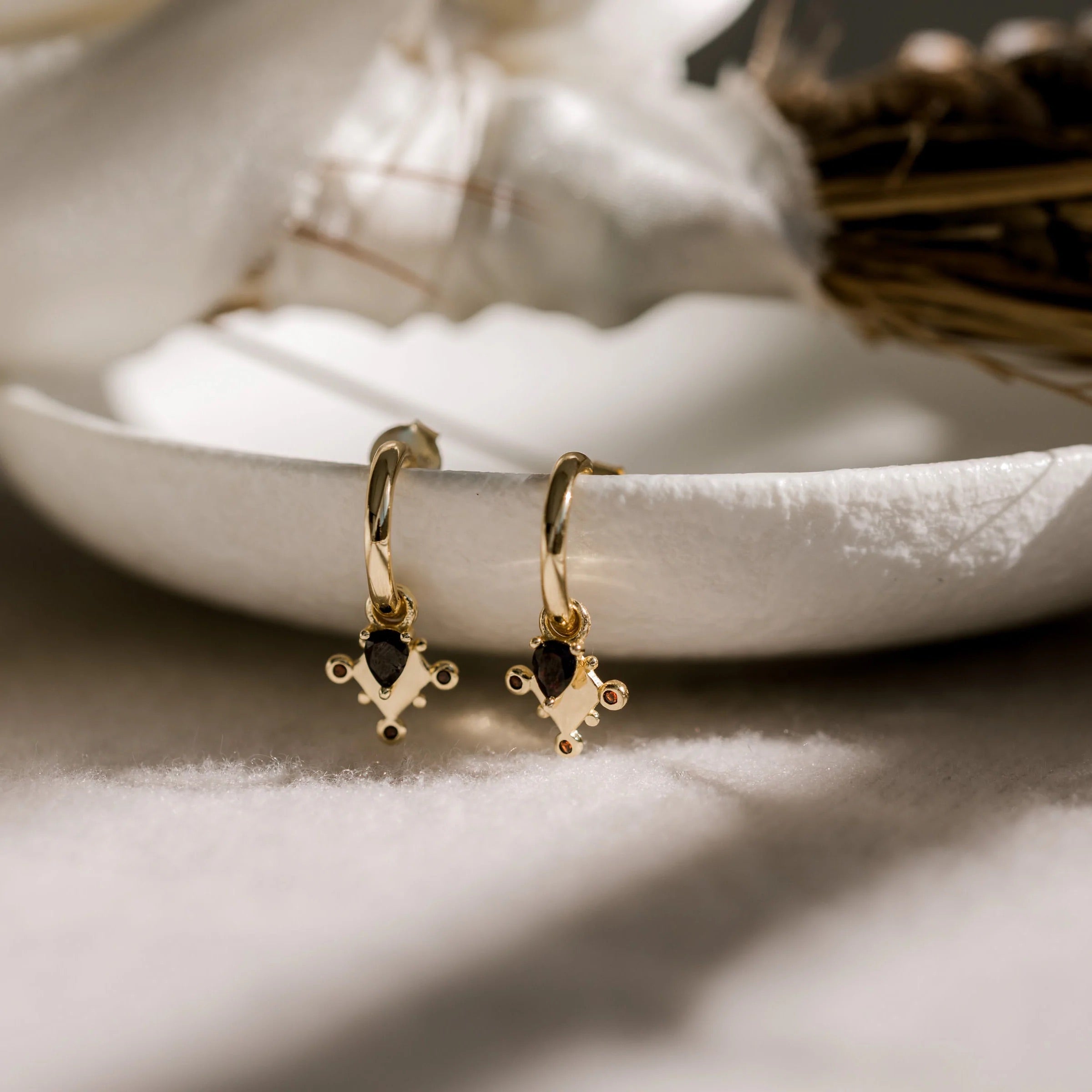 Monarchy Hoops - Gold