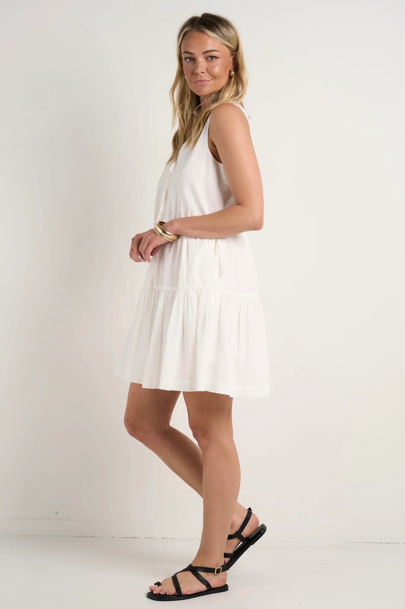 Pivot White Cotton Sleeveless Tiered Mini Dress