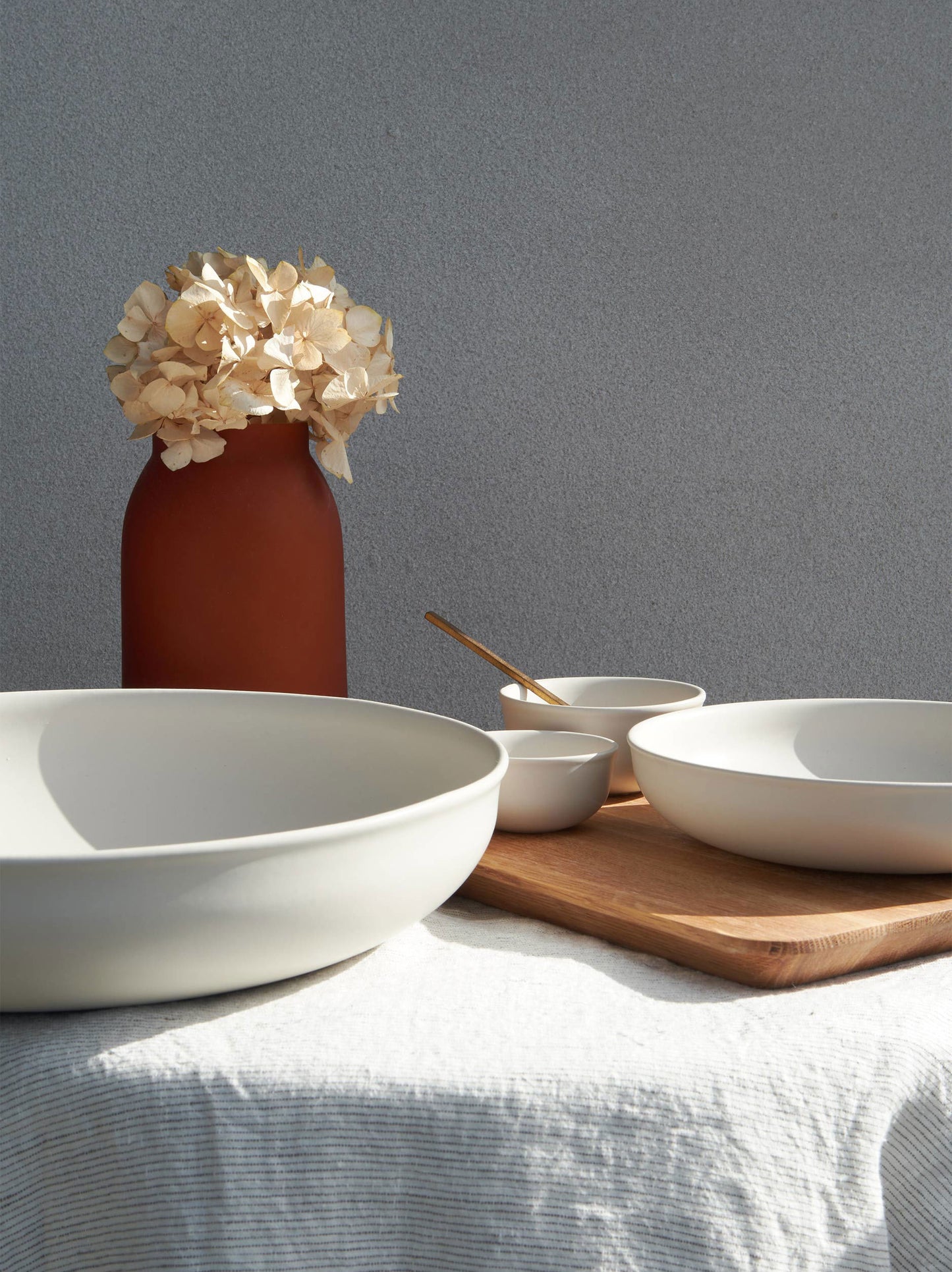 Halo Serving Bowl Low Large - Oat