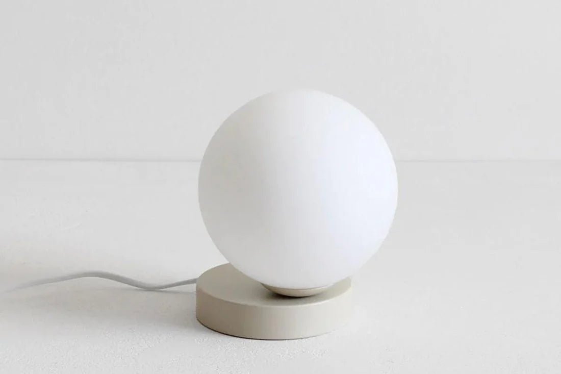 Yuri Table lamp - White