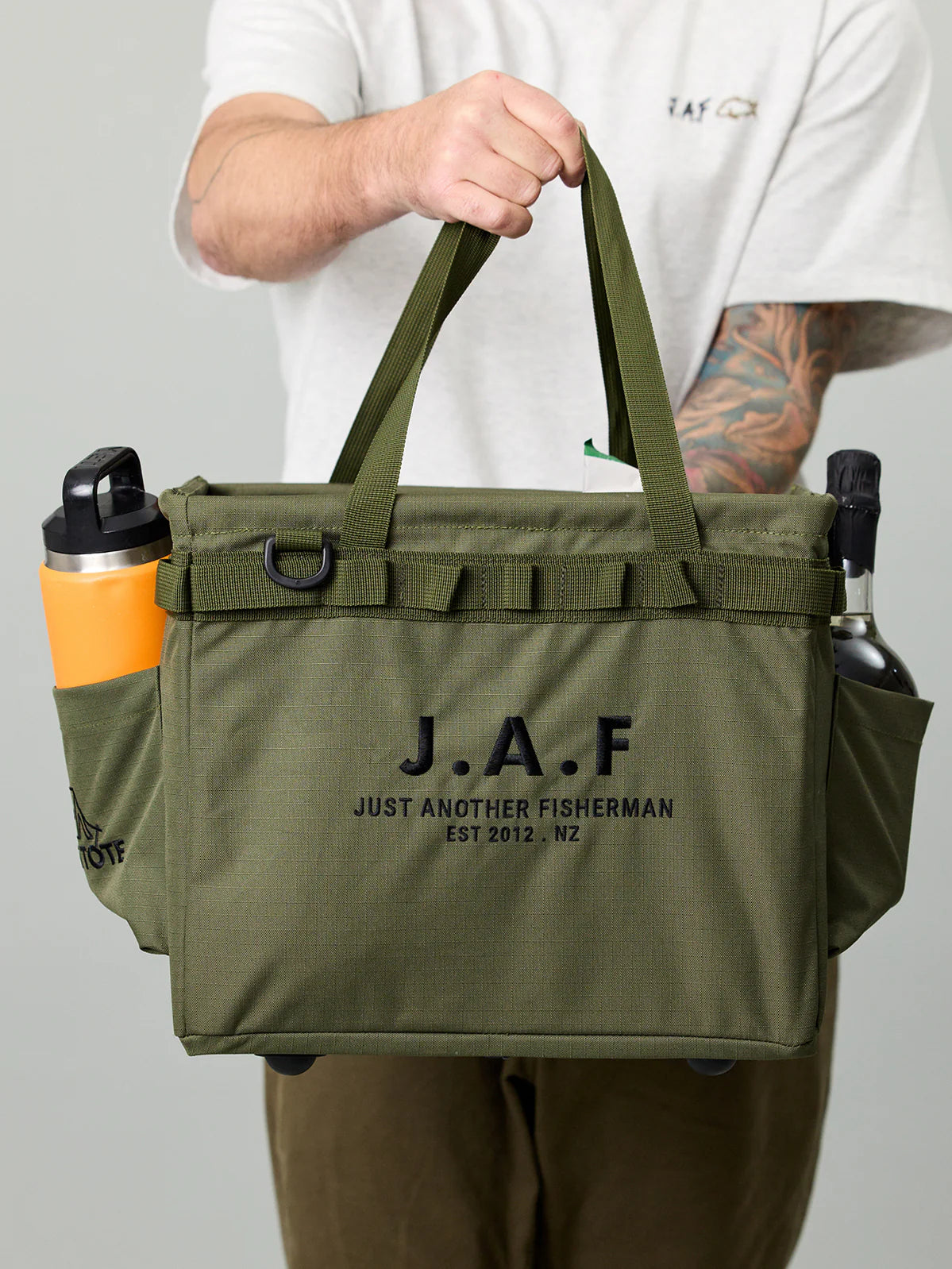 TENT TOTE - KHAKI