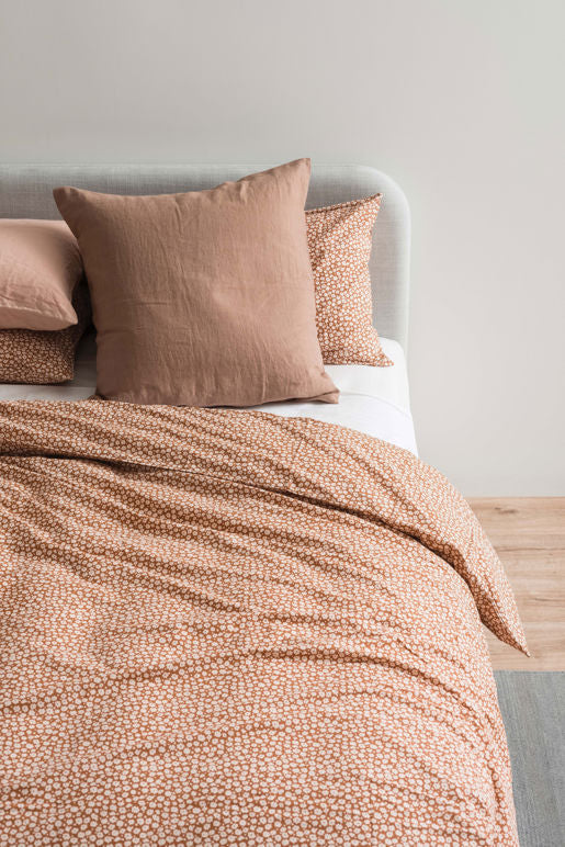 Forget Me Not Organic Cotton Pillowcase pair - Toffee/Nougat