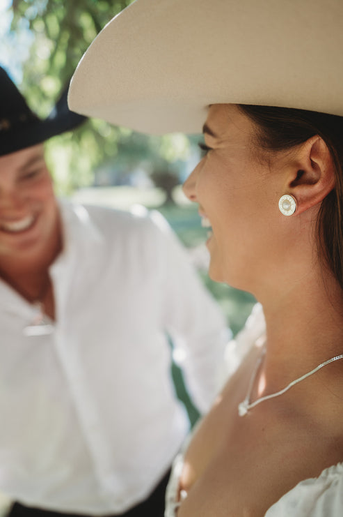 Vow Valley Pearl Earrings - Gold plate