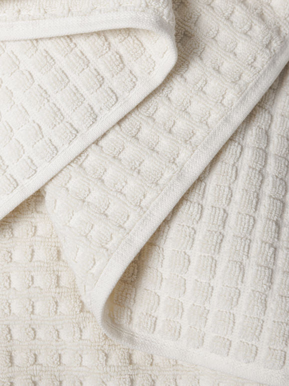 Nero Cotton bath towel range - Cream