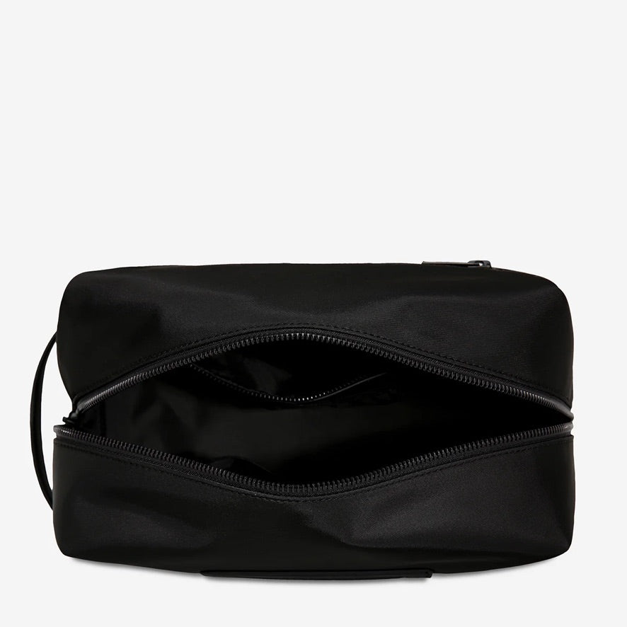 Hunter Recycled Toiletry Bag Large - Black