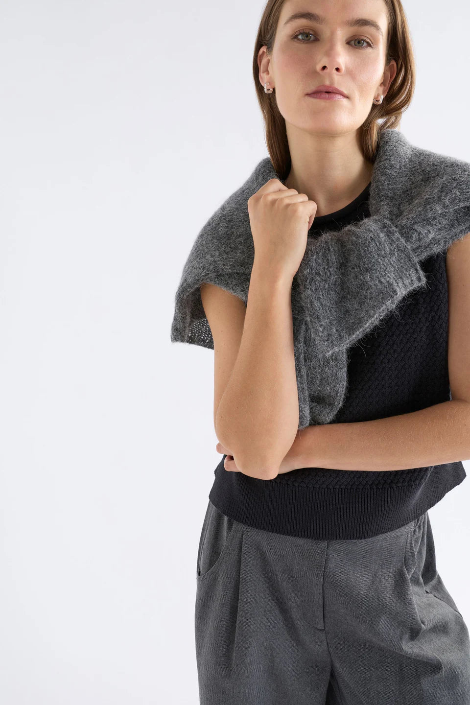 Naya Knit Vest Black