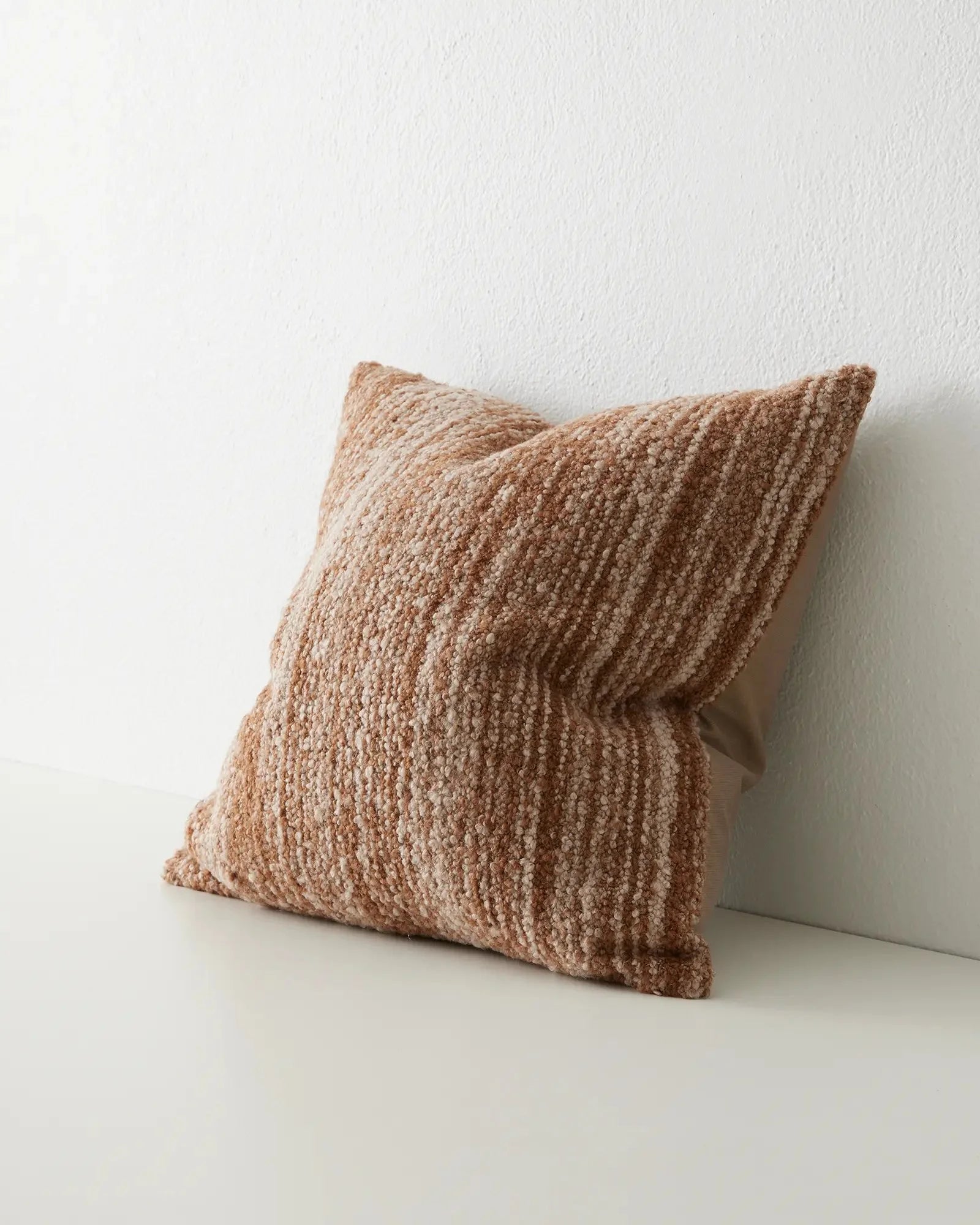 Gigi cushion burnish - 50X50cm with feather inner