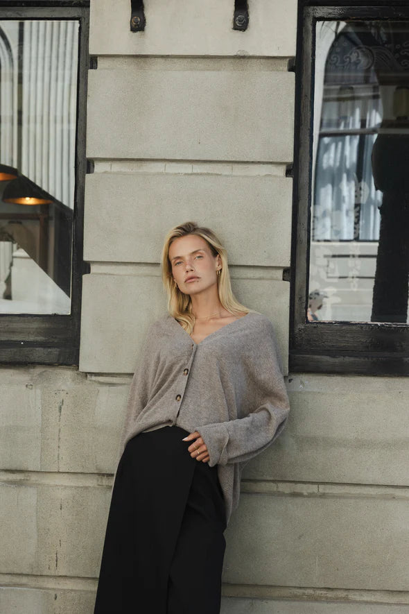 Love Me Cardigan - Donkey