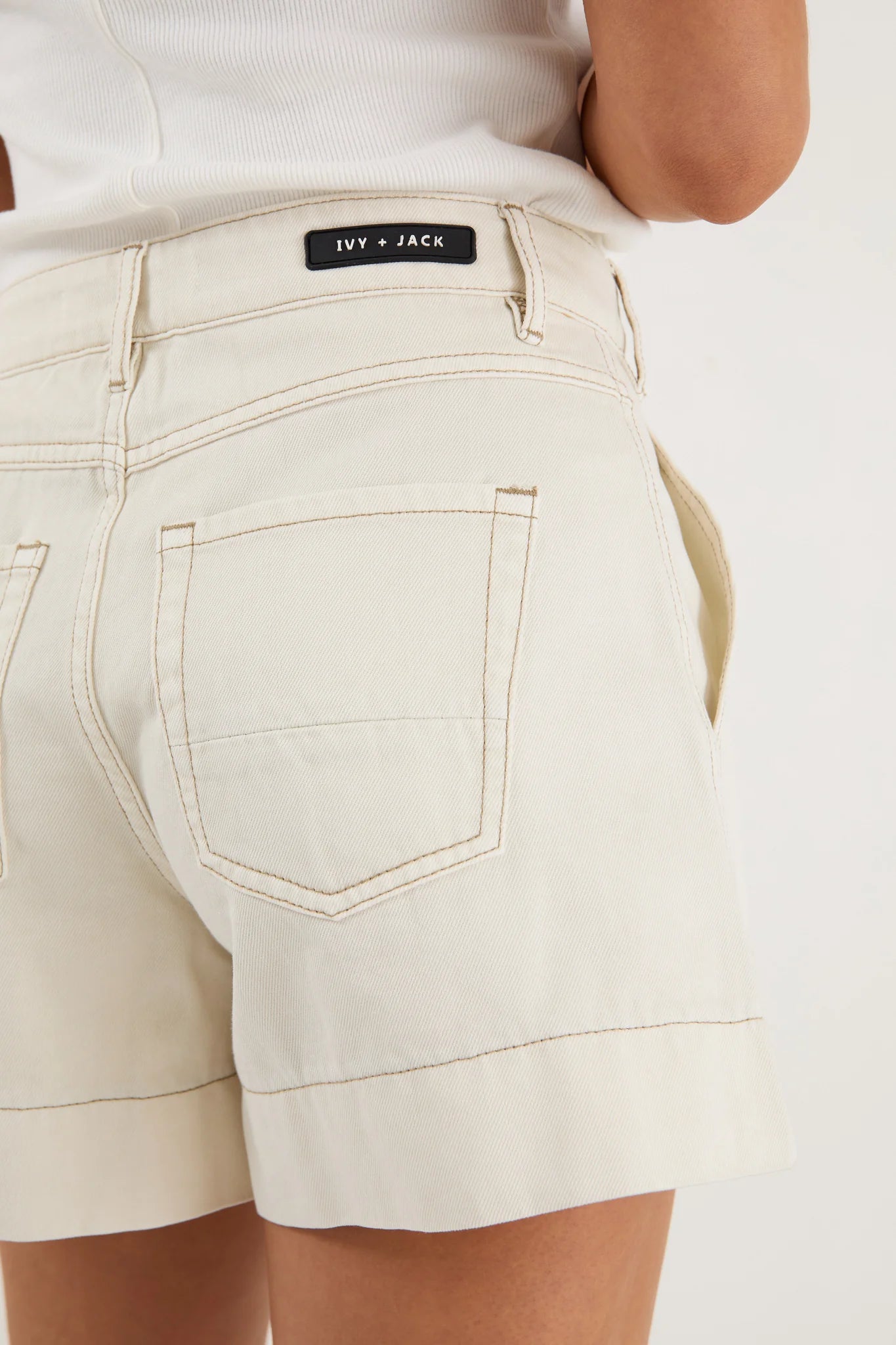 Kindly Ecru Pocket Front Denim Short