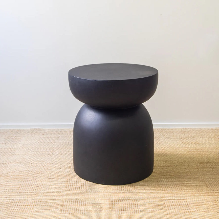 PEDESTAL SIDE TABLE- BLACK