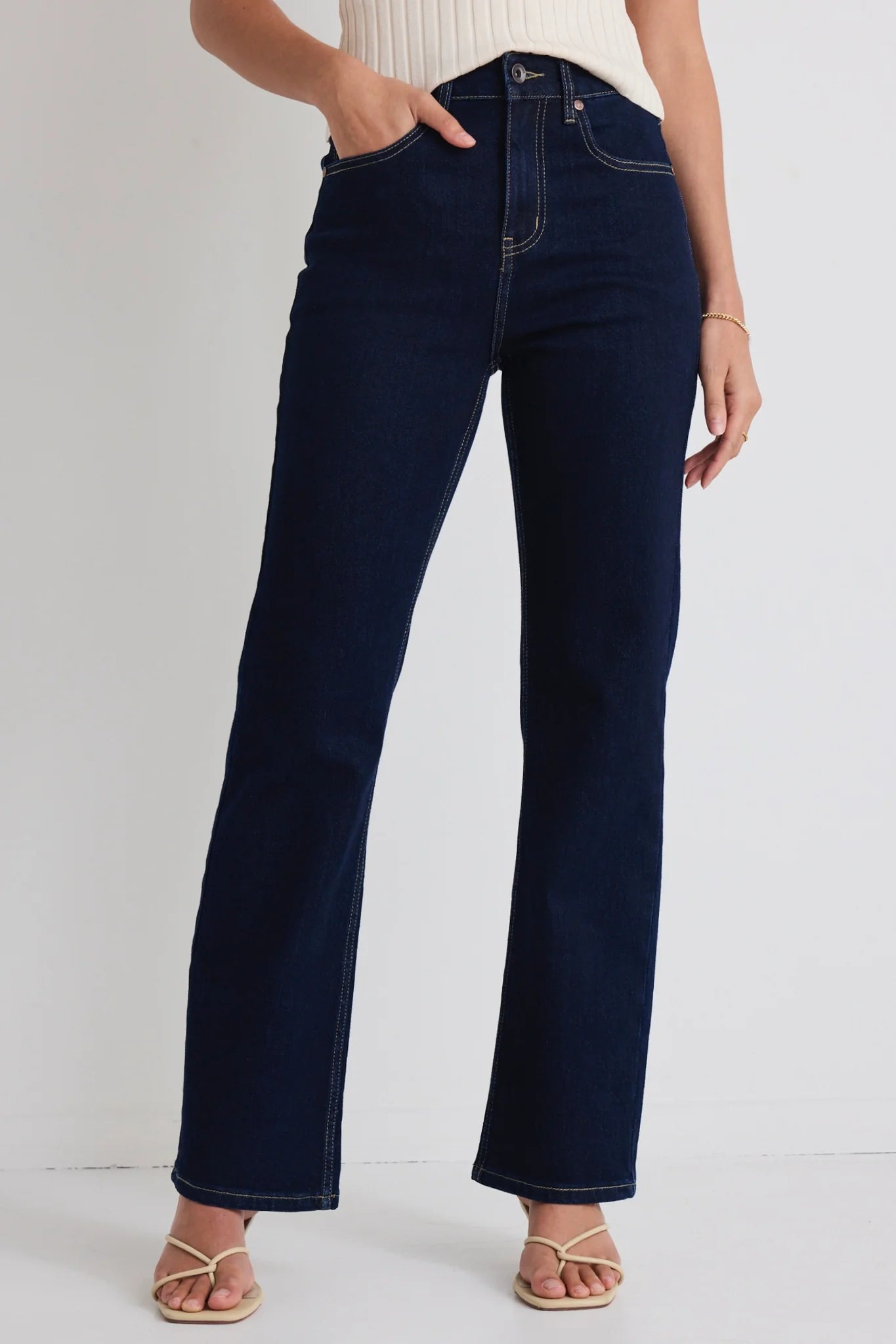 Farah High Rise Soft Flare Jean - Indigo