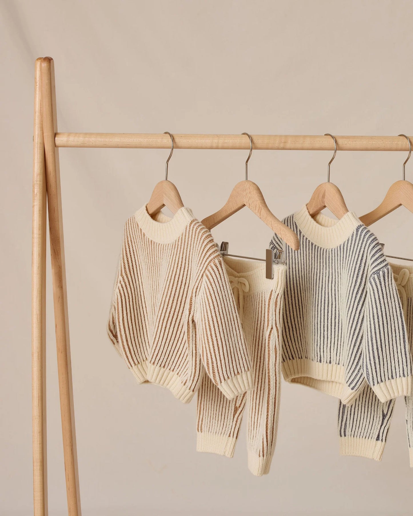 Relaxed knit sweater - Gold