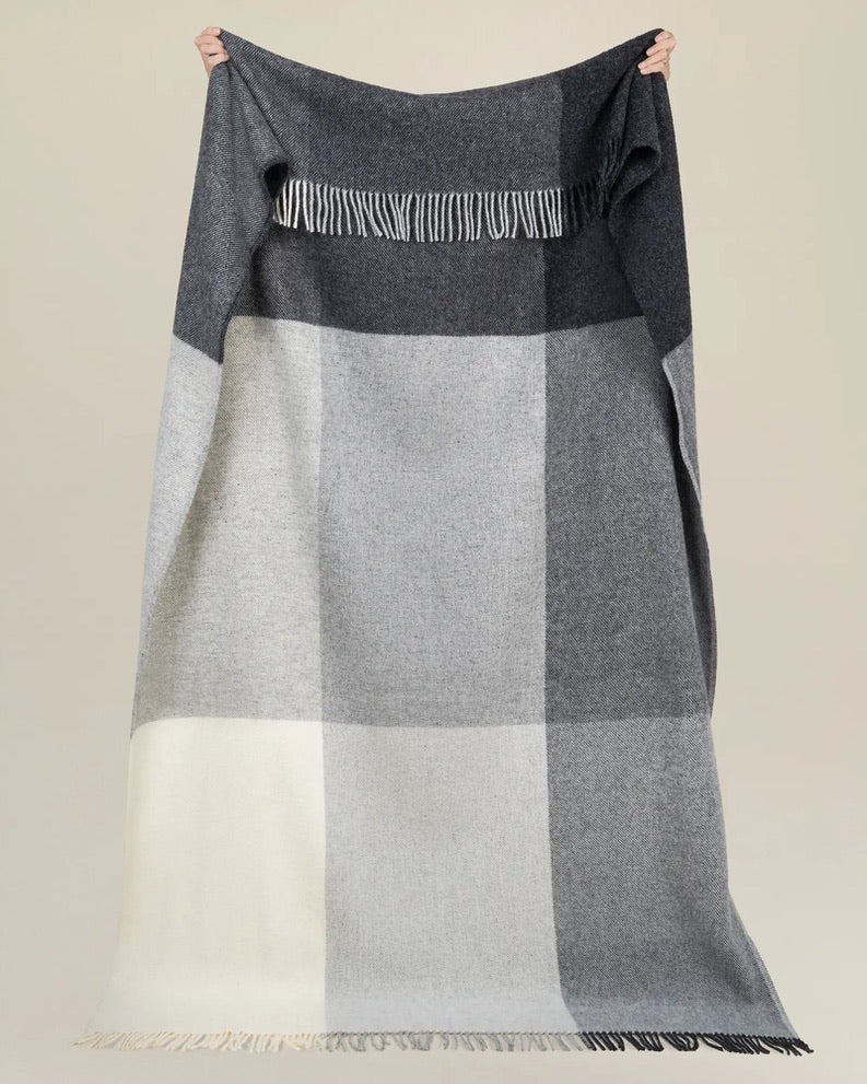 Bayswater Charcoal Throw