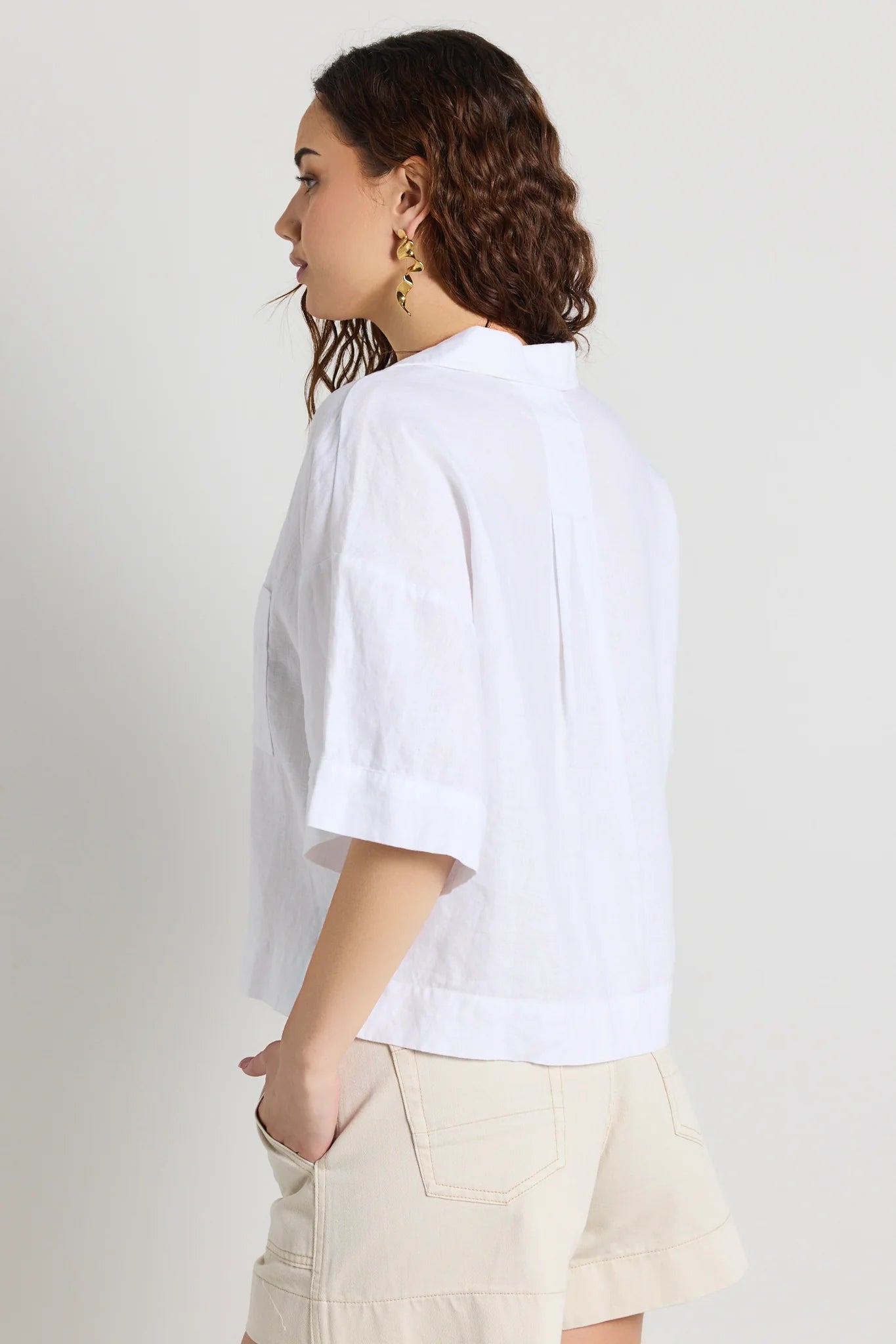 Meander White Linen Boxy Shirt