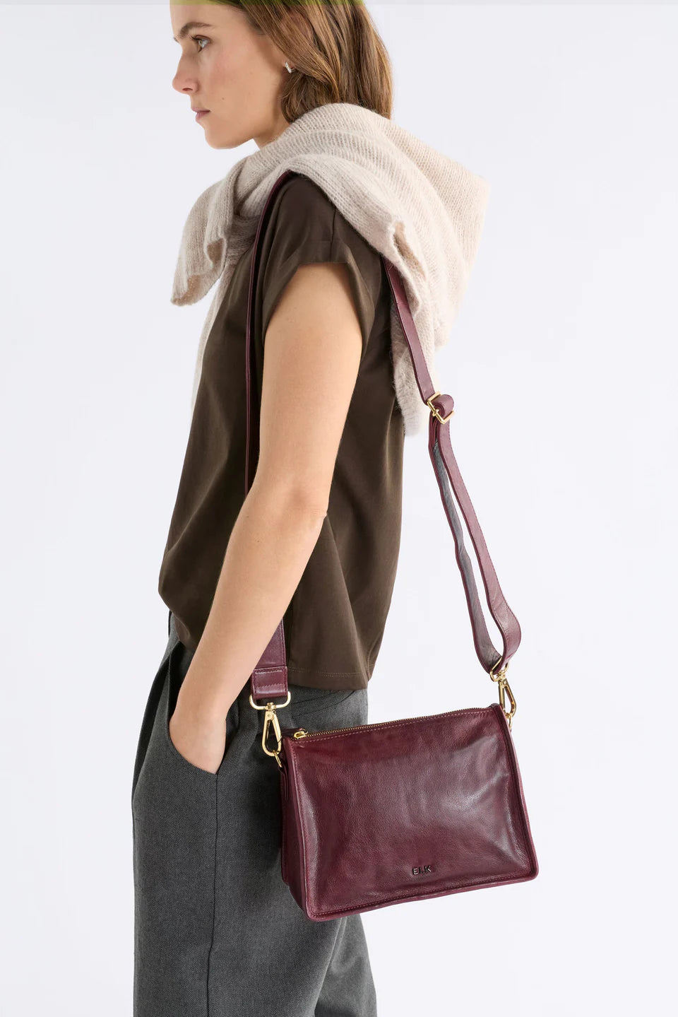 Halben Crossbody Bag -BORDEAUX