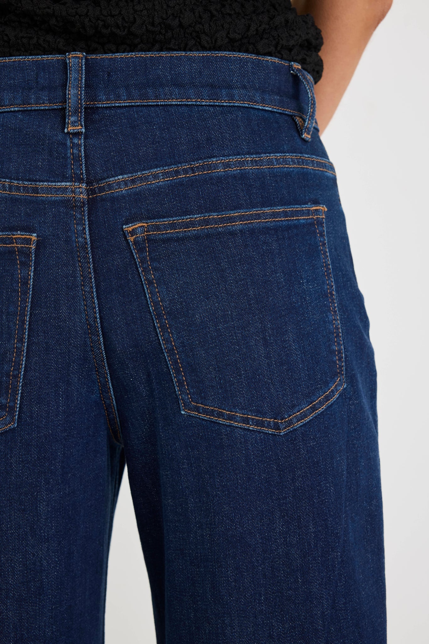 Graduate Dark Blue Stretch Barrel Jeans
