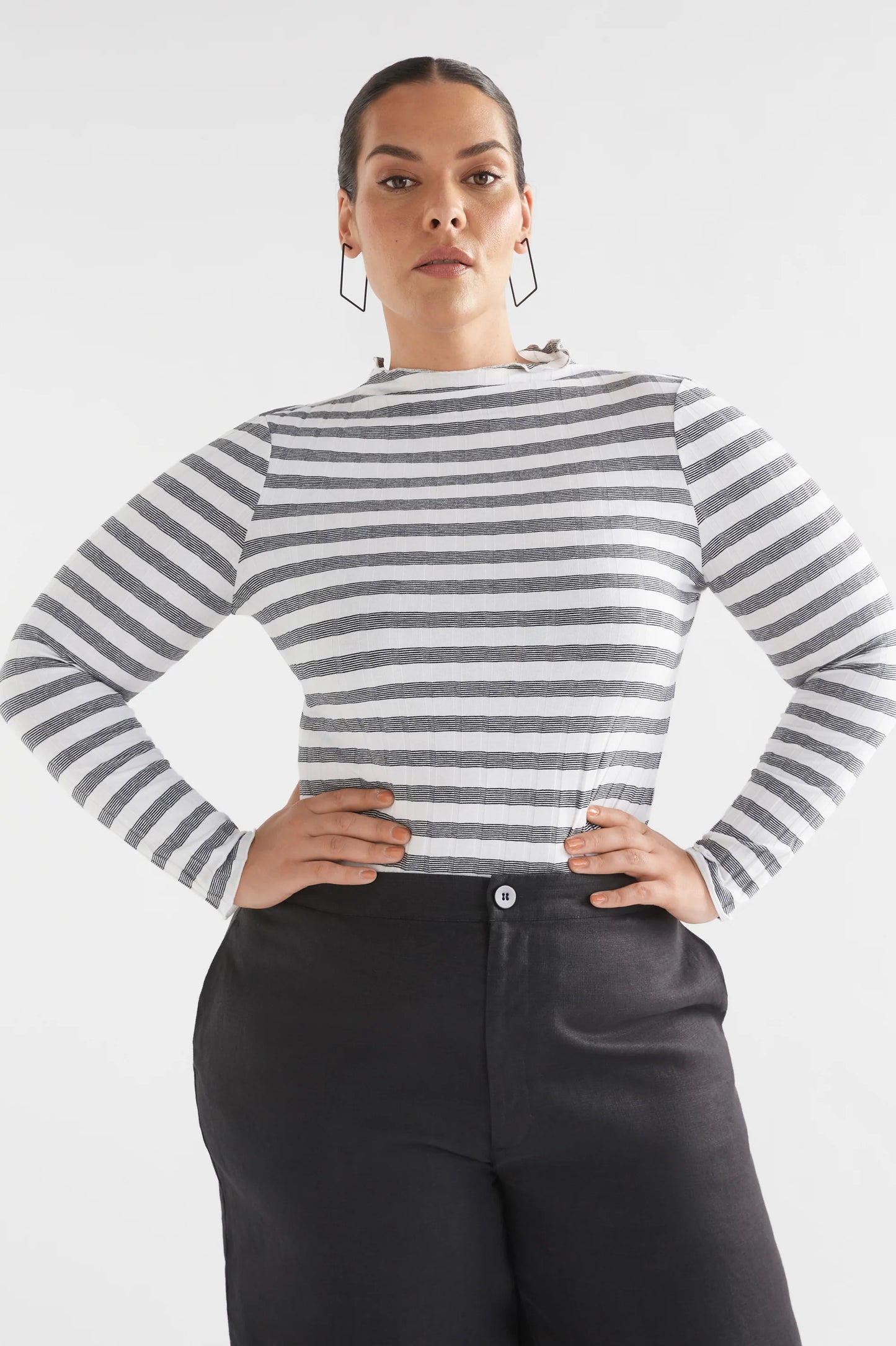 SKIVA ORGANIC TOP - White/Black