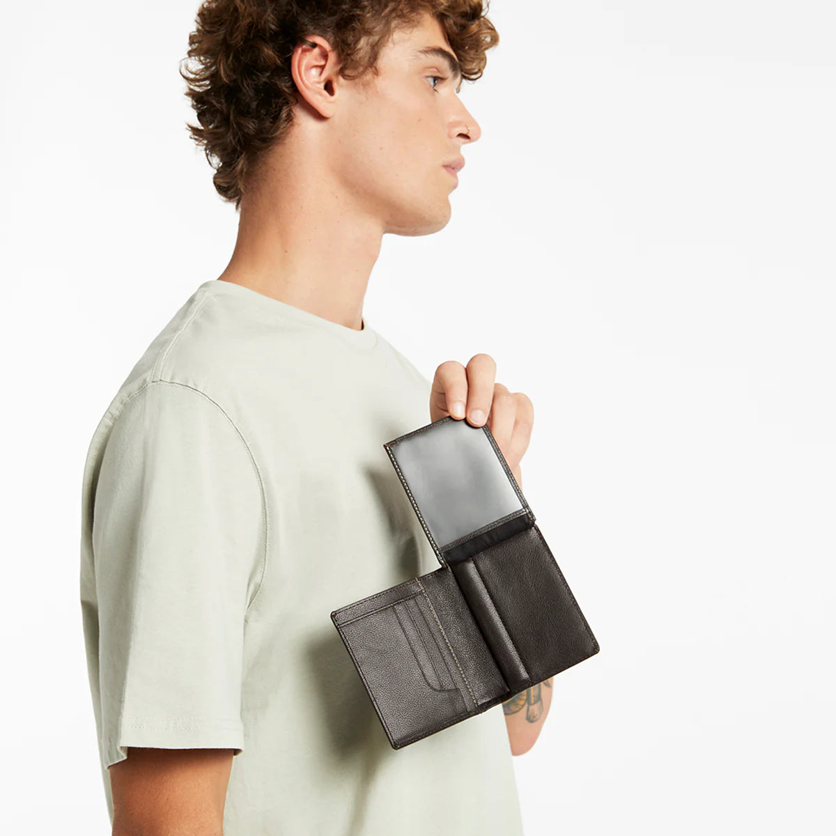 Nathaniel Wallet - Chocolate