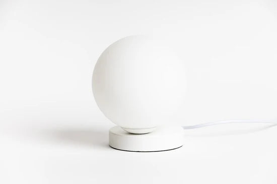 Yuri Table lamp - White